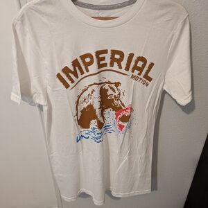 NEW Imperial Motion White Graphic‎ T-Shirt Bear Catching Fish Size M